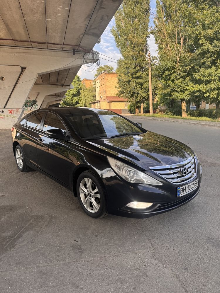 Hyundai Sonata 2.0 газ/бензин 2011 рік офіційне авто