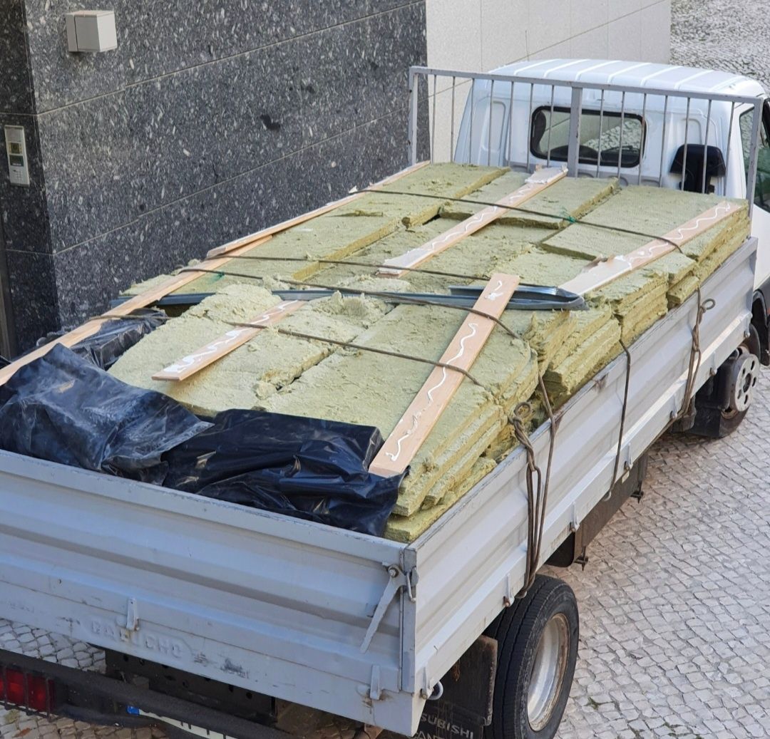 ENTULHO e RESÍDUOS de OBRAS recolhemos tudo em carrinhas e contentores