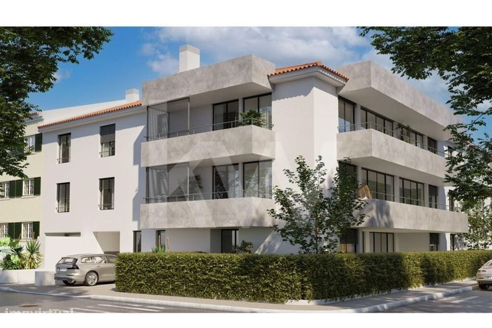 Apartamento T3 - Centro de Carcavelos