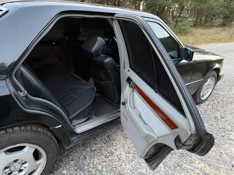 Продам Mercedes-Benz E220