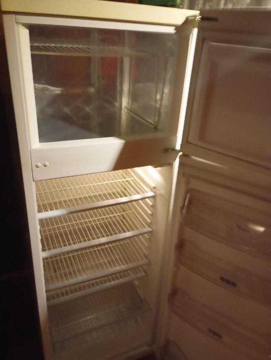 Lodówko  Zamrażalka Whirpool 150/55/57