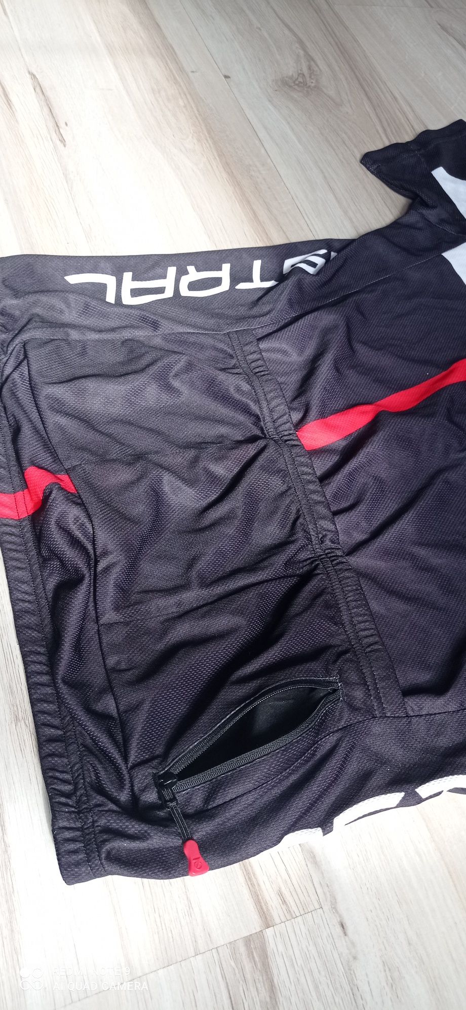 Bluzka bluza na rower firmy astral r. L nowa bez metki