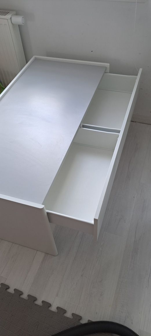 Stolik Dundra Ikea, na klocki