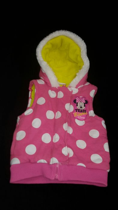 Куртки детские, комбинезон и жилетка