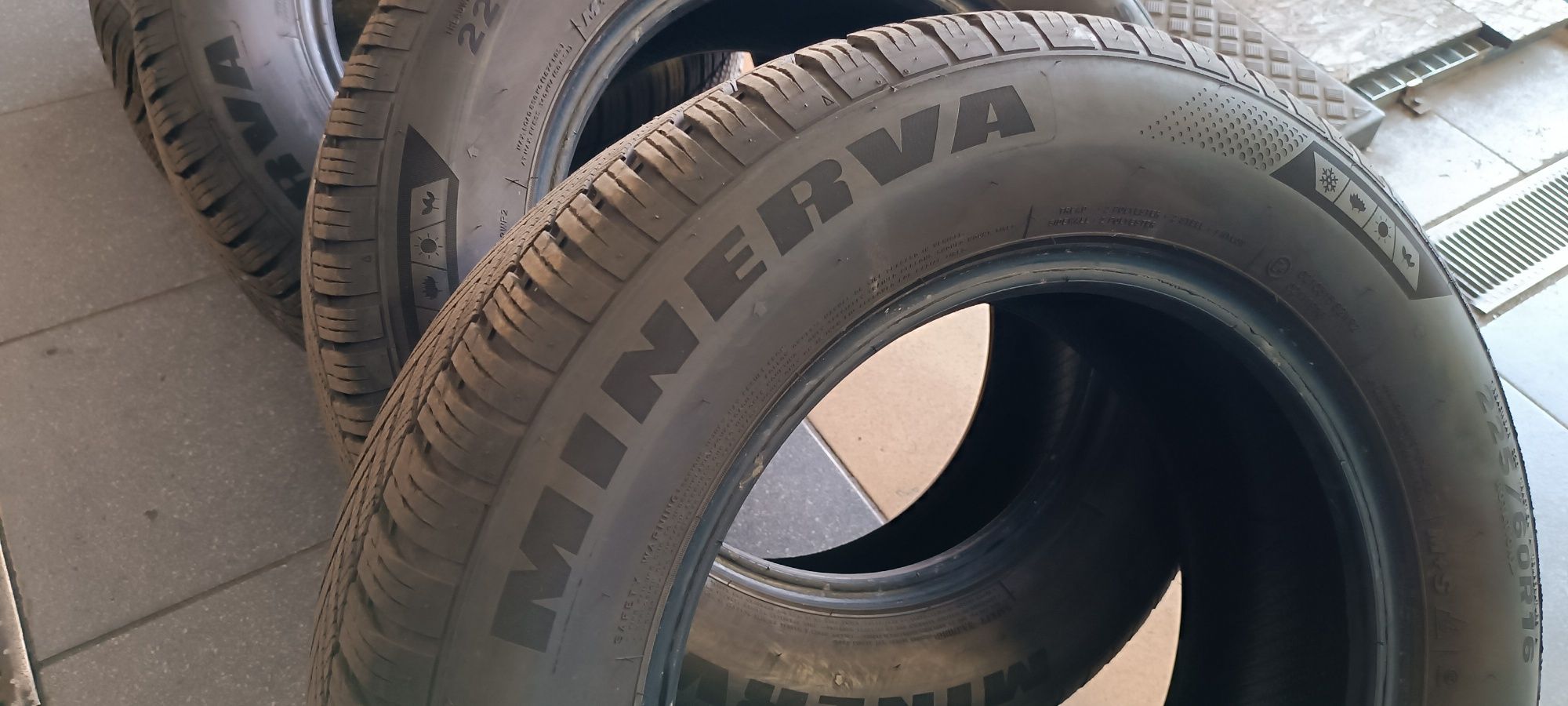 205/55/16 opony całoroczne 7,5 mm jak nowe