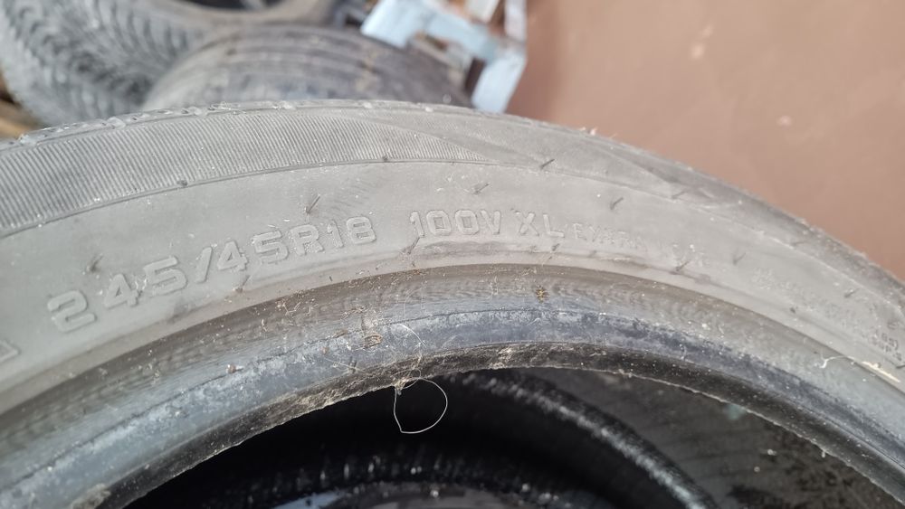 Opony całoroczne 245/45R18