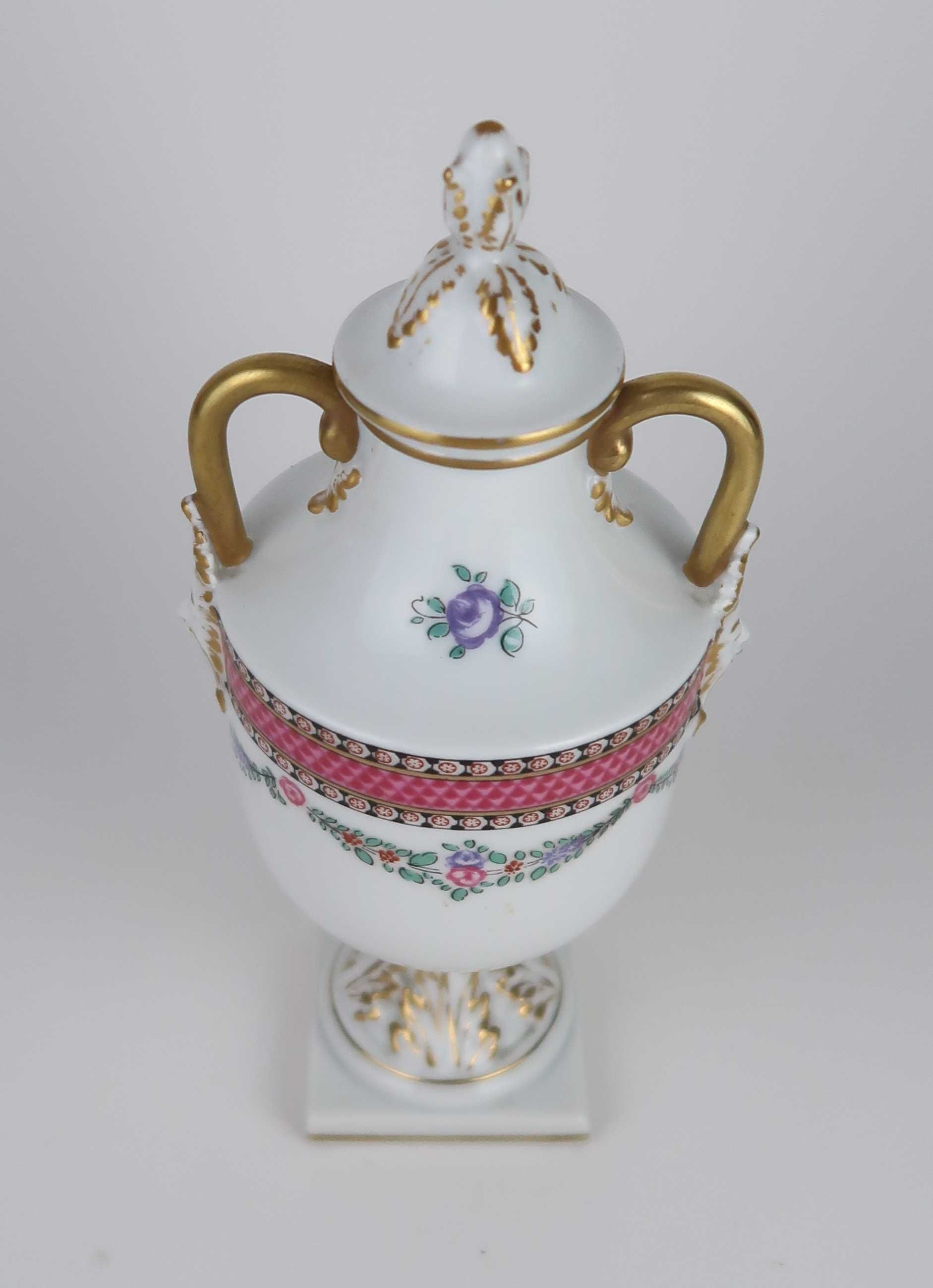 Ânfora em Porcelana Vista Alegre - 19 cm (rara)