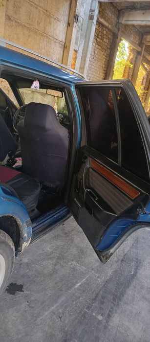 Продам Мерседес 124