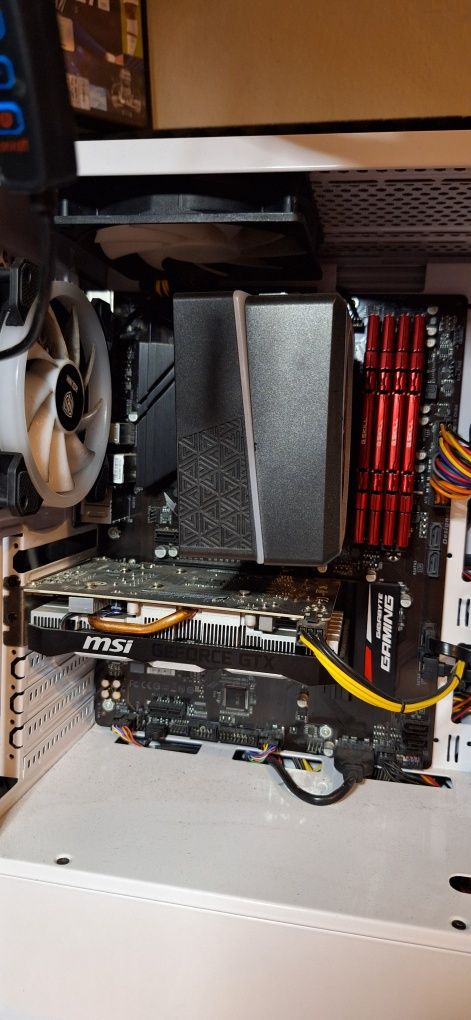 Computer gaming/office