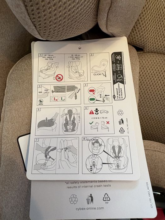 Автомобільні крісла cybex sirona platinum Ti