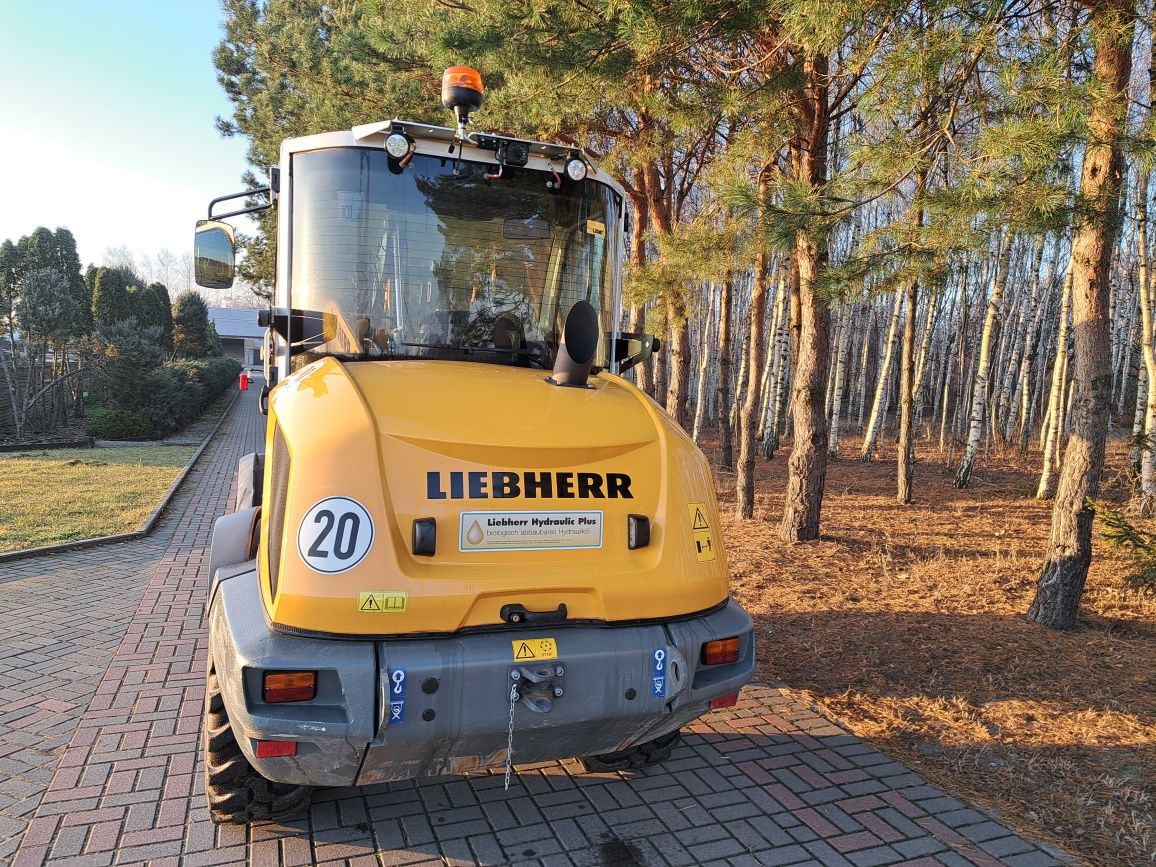 Sprzedam ładowarkę Liebherr 506 compact z 2023r