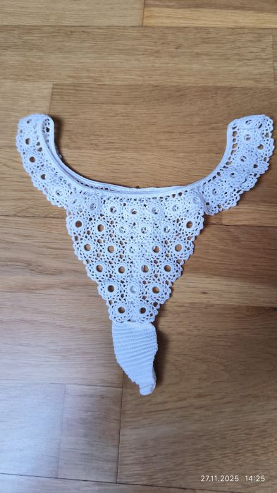 Stringi koronkowe nowe