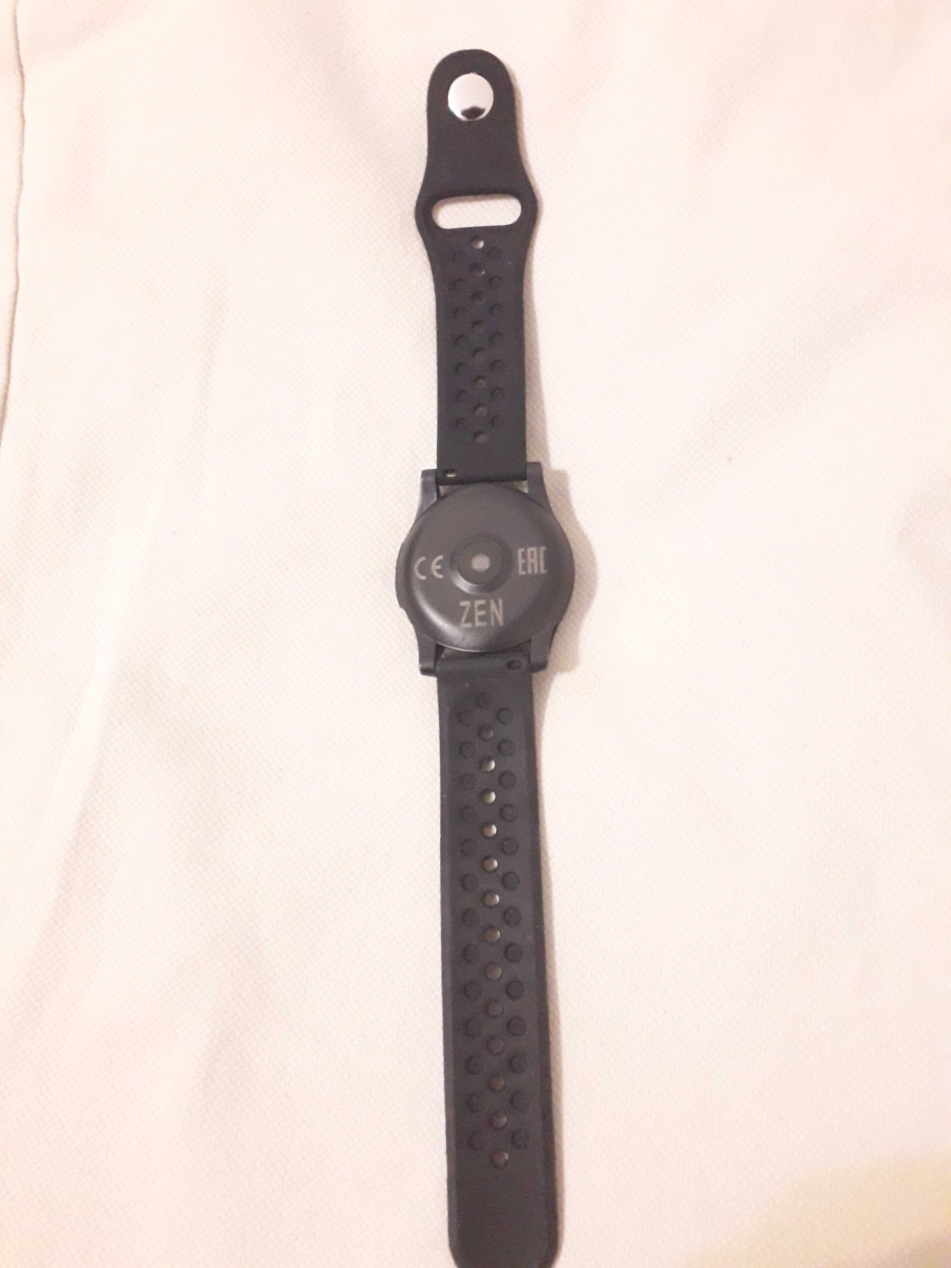 Relogio Smart watch fitness varios modelos NOVOS em caixa 5€