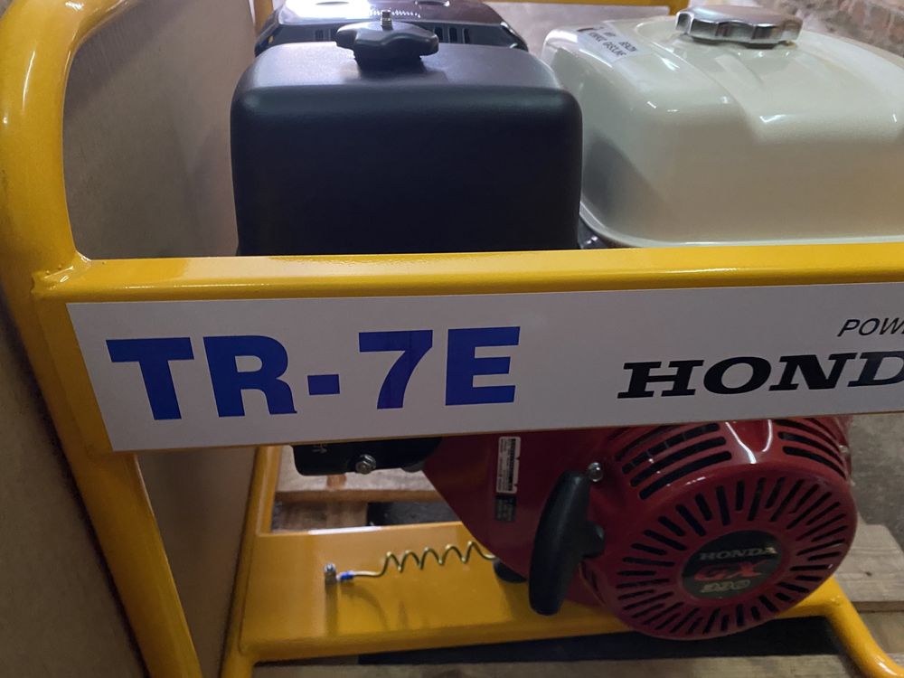 Продам генератор Honda