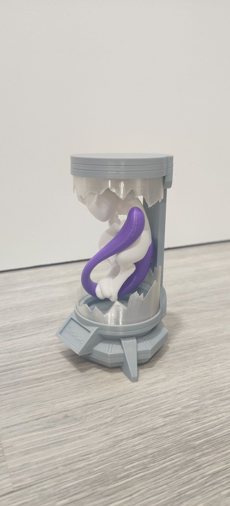 Mew two cry chamber