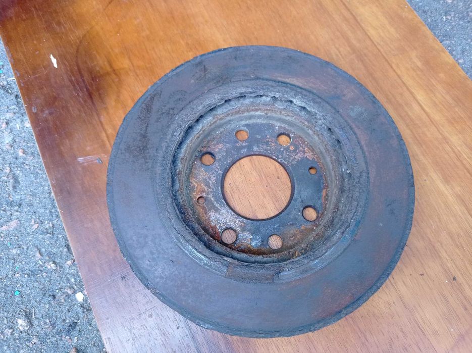 Поворотный кулак цапфа ступица, тормозной диск Шевроле авео, лачетти.