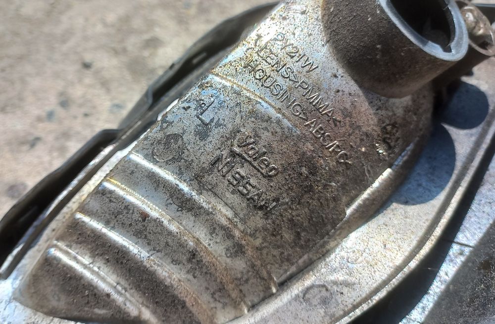 Nissan micra k12 решетка бампера левая 62332 BG00a