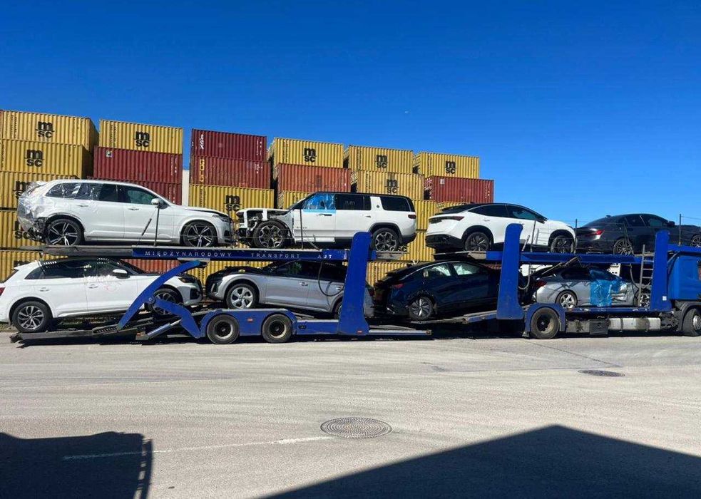 Доставка автовозами