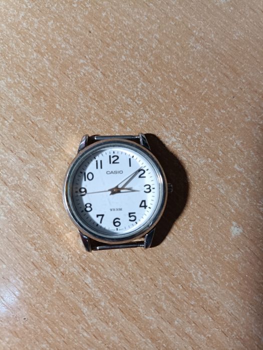 Годинник Casio  .