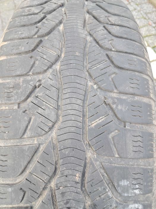 Sprzedam opony zimowe z felgami