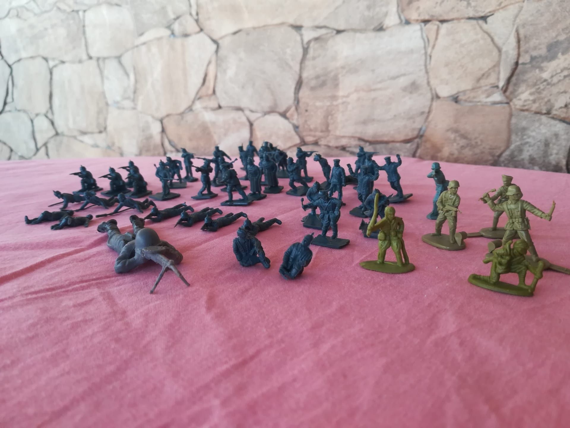 Lote 48 bonecos soldado antigos