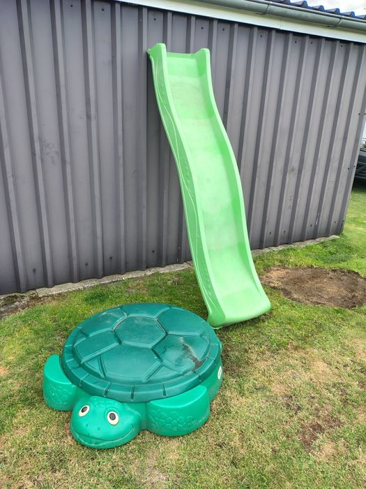 Piaskownica i ślizg