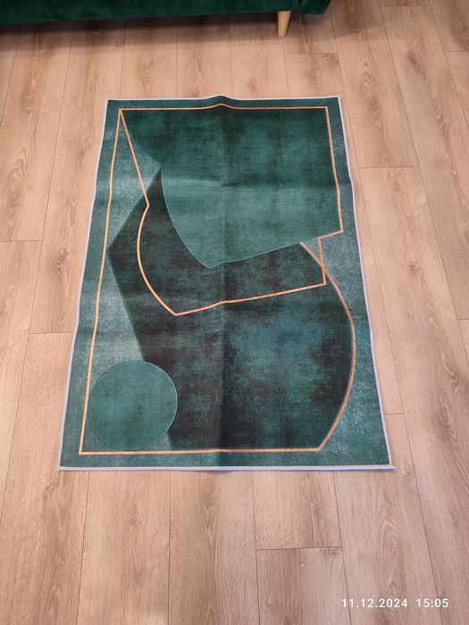 Nowy dywan do pokoju zielony 80x120