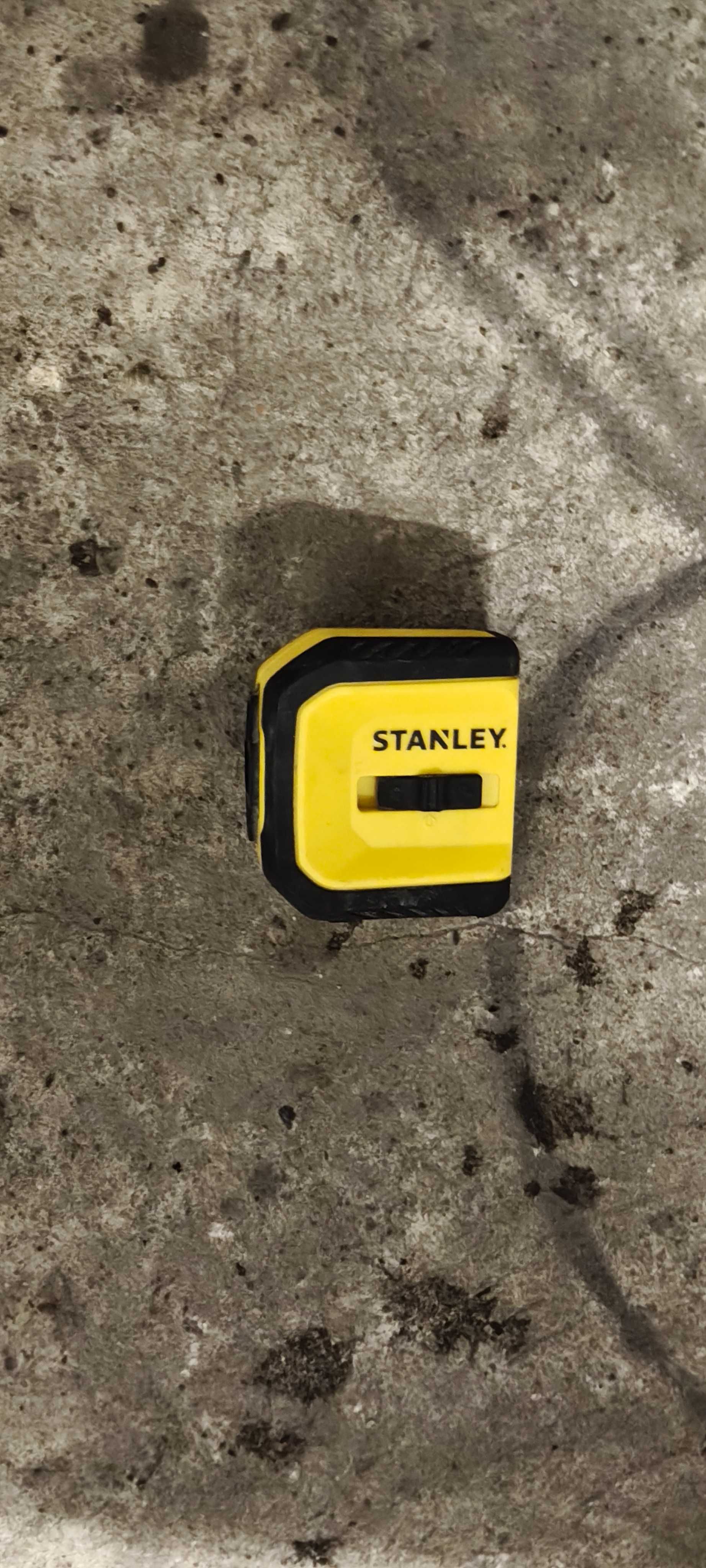 Laser Stanley krzyżowy