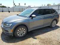Volkswagen Tiguan S 2018