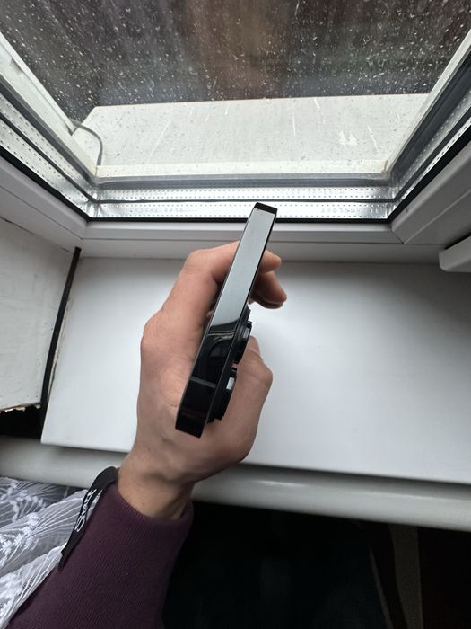 Продам iPhone 14 pro Max 128 gb