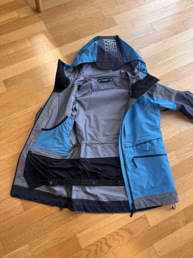 Komplet na narty Peak performance Gore-tex w Shielder R&D M-L