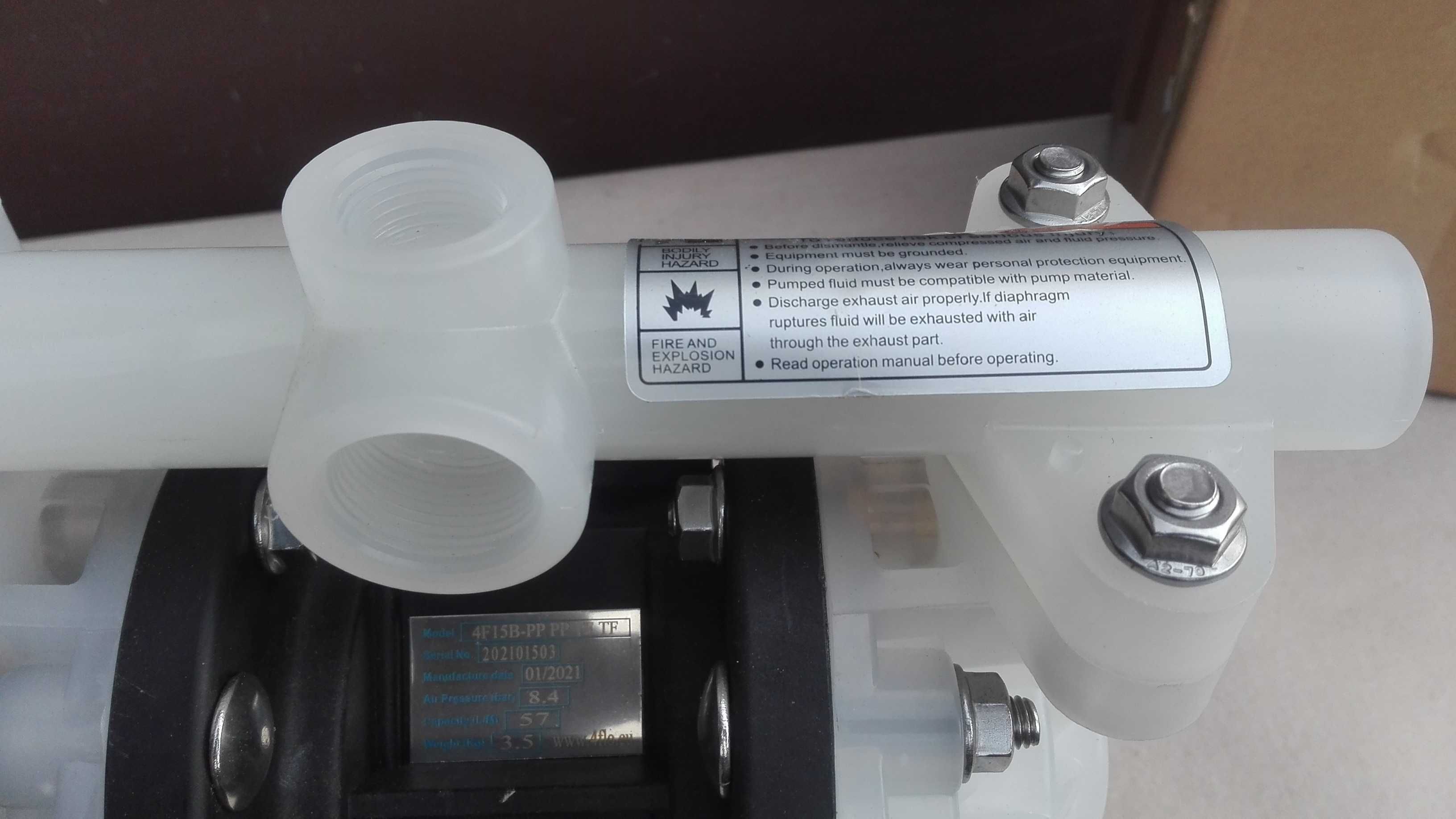 Pneumatyczna pompa membranowa polipropylen-teflon 1/2" 3/4"