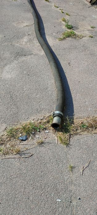 Топливный шланг напорно-всасывающий маслобензостойкий рукав (Ø 75 мм)