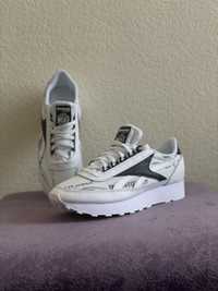 Кросівки  Reebok Az Princess  40,5