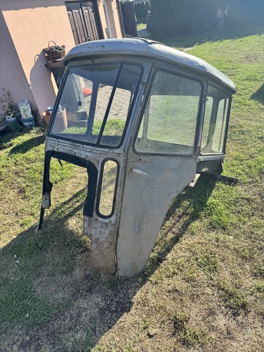 Kabina do ciągnika ursus c330