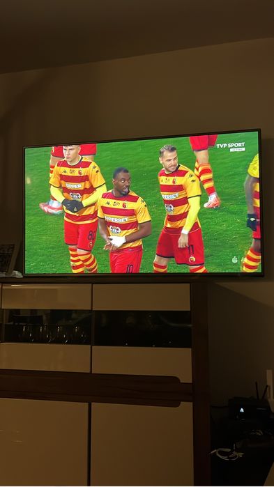 Telewizor LG 60 cali