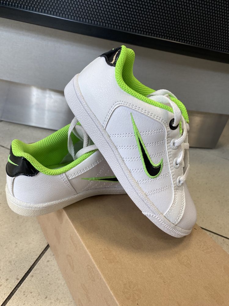 Buty dziecięce Nike Court Tradition rozmiar 28.5 Cena 49 zł