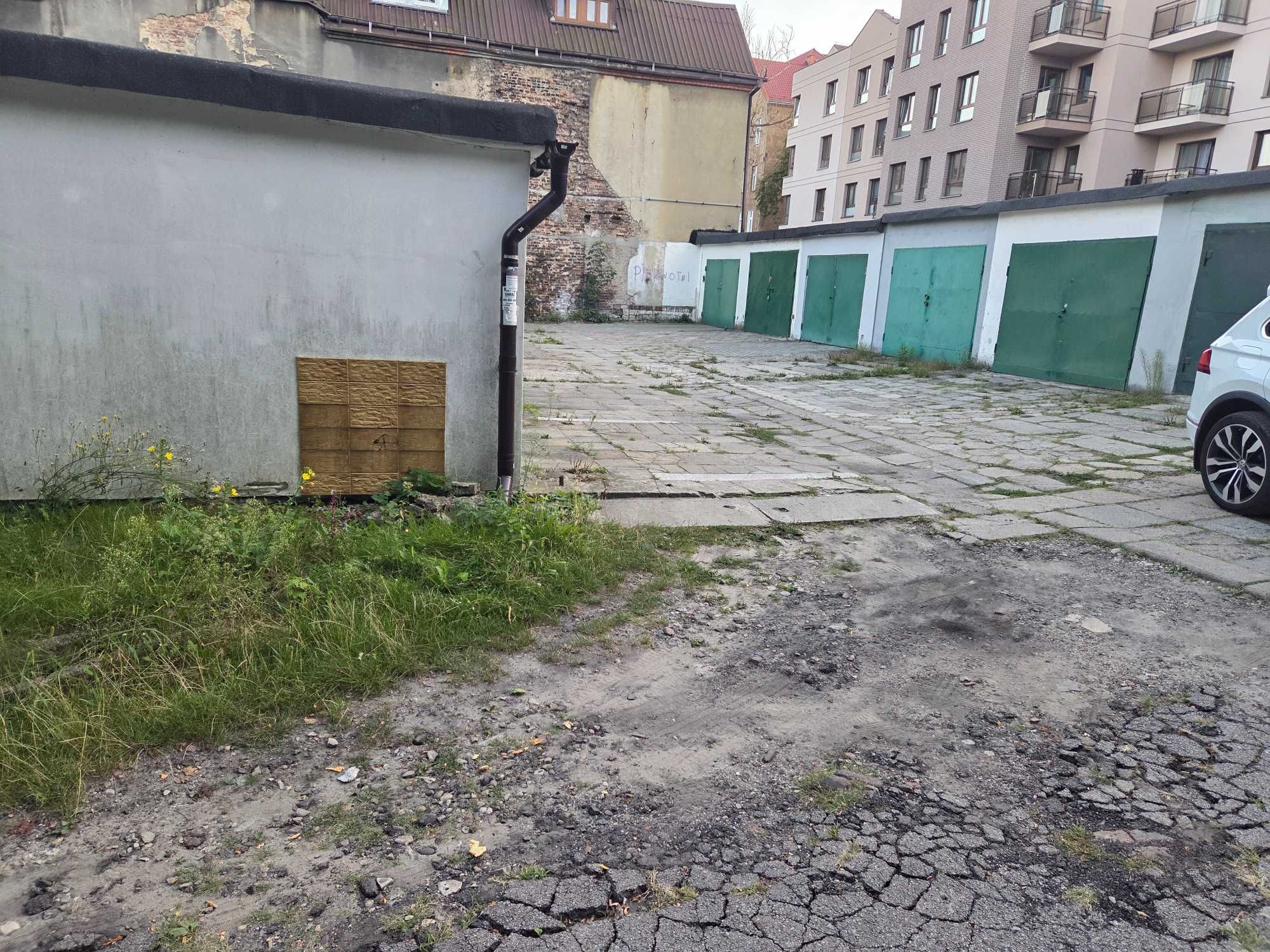Garaż ul. Szpaków 18,6 m2 Sprzedam