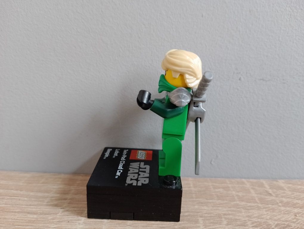 LEGO Ninjago Lloyd (Stronę Warrior Armor) njo104