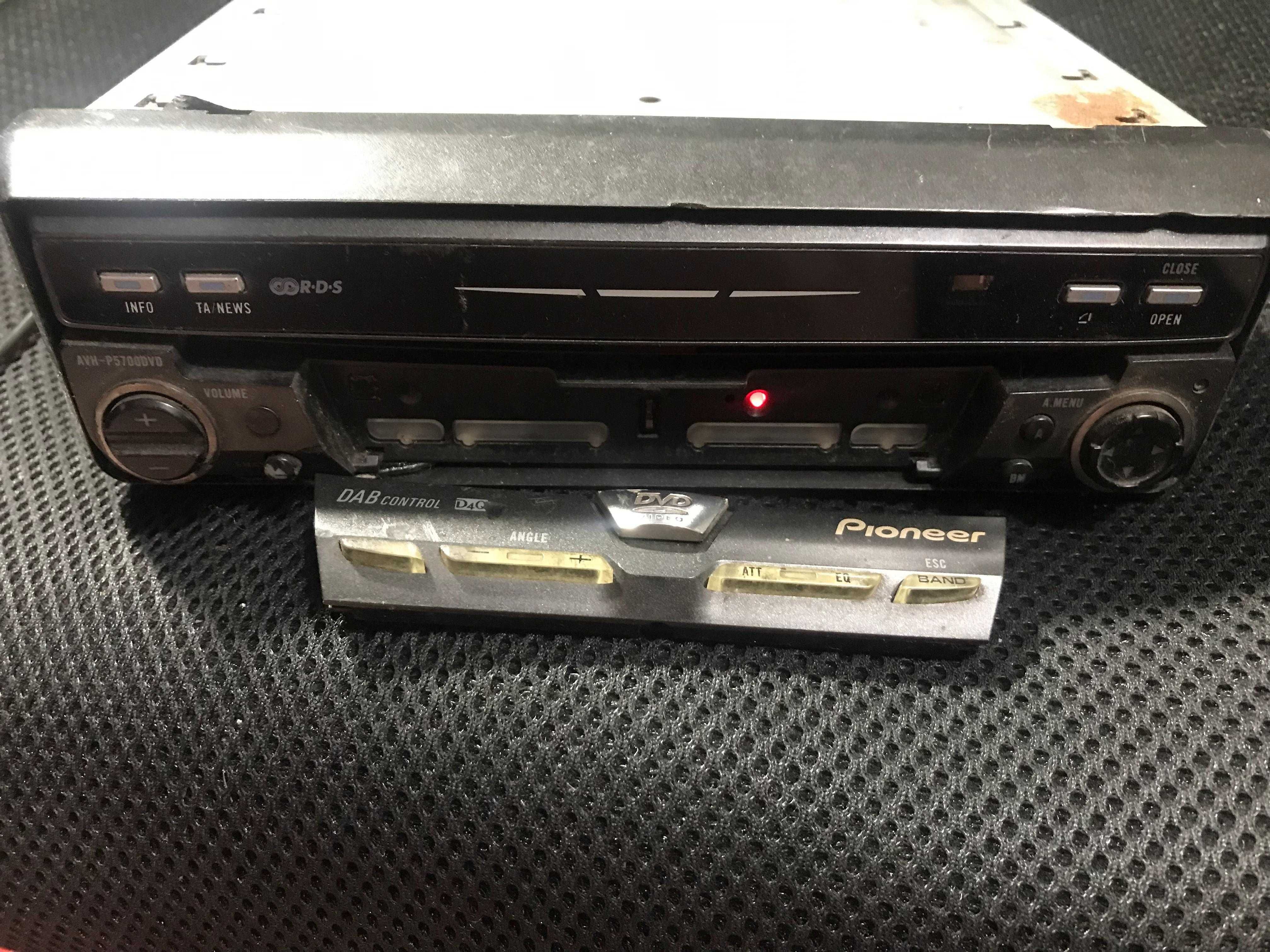 Мультимедийный центр магнитола Pioneer AVH-P5700DVD