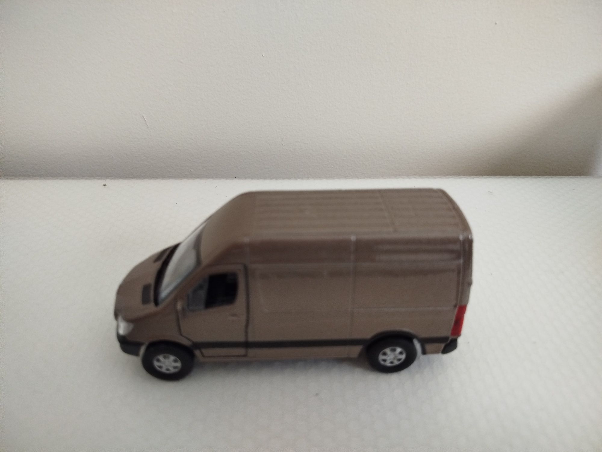 Miniatura Mercedes Sprinter 1/43 Nova