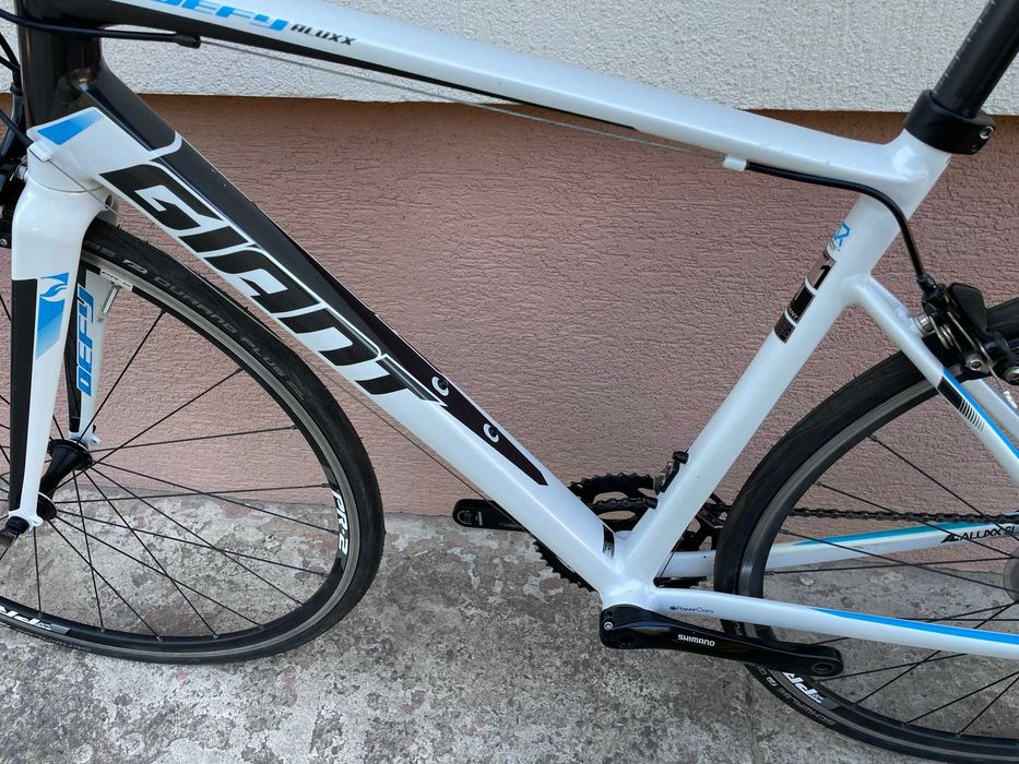 Rower szosowy Giant Defy, Shimano 105 2x11, endurance