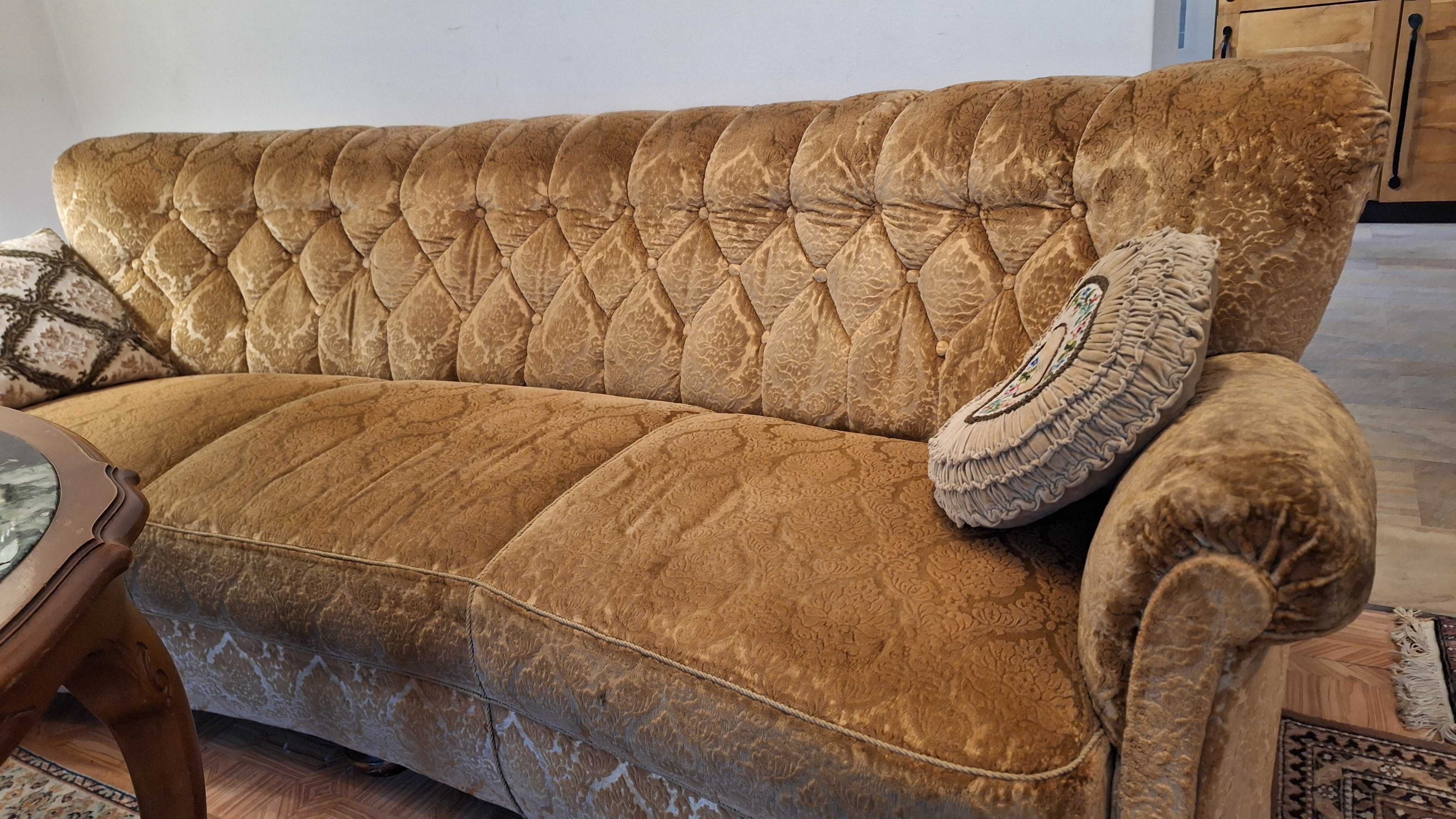 Sofa 3- osobowa klasyczna, stan bdb