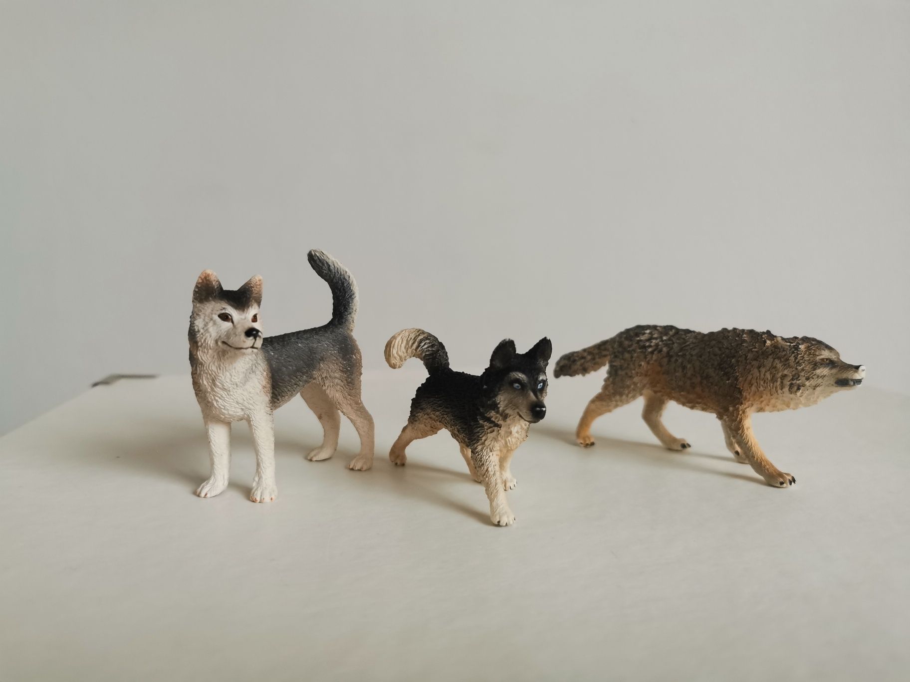 Pies suka Husky 16835 figurka Schleich unikat