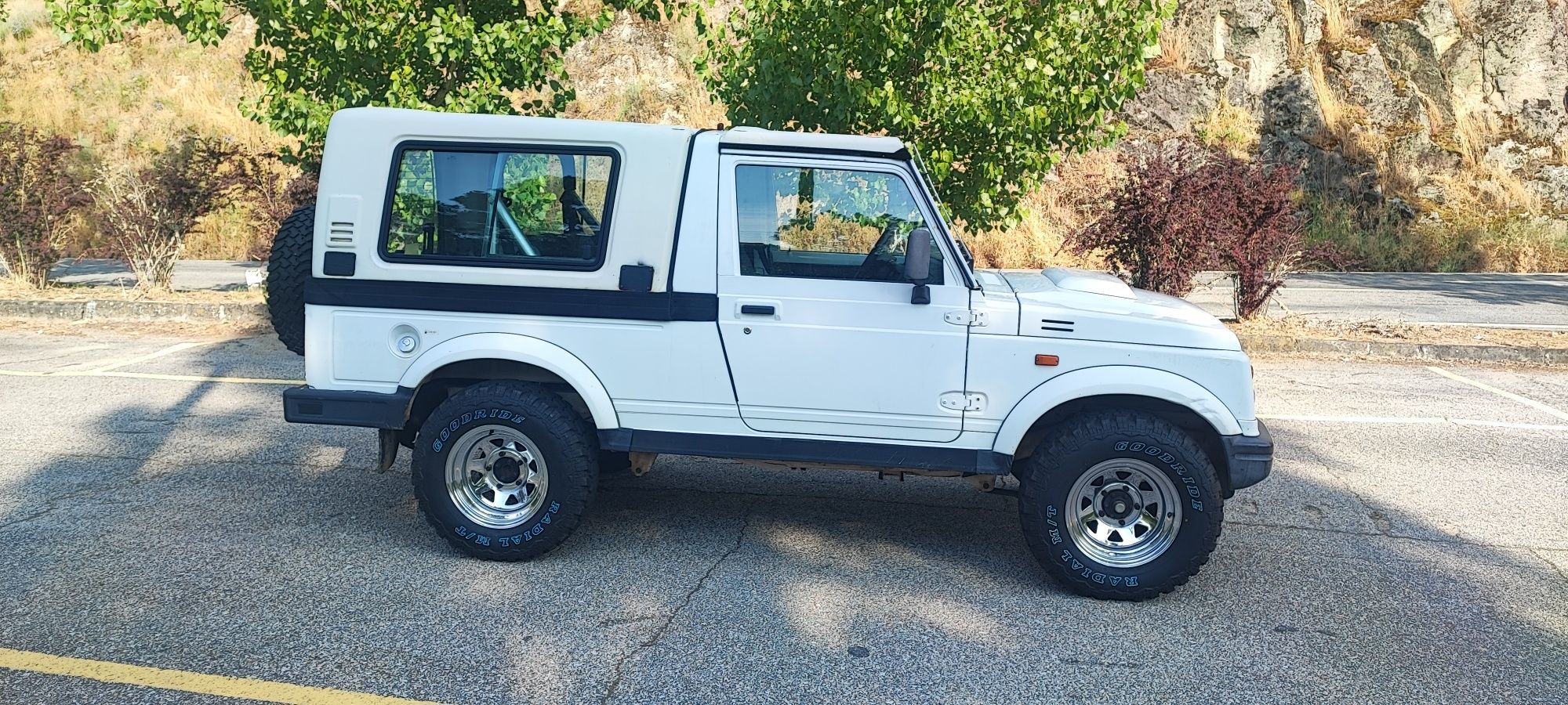 Suzuki Samurai long body 1.9TD