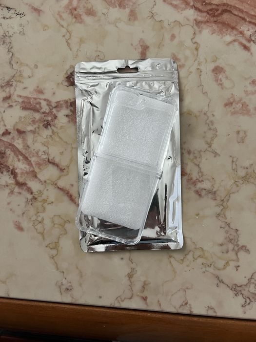 Capa Transparente Galaxy Z Flip 6