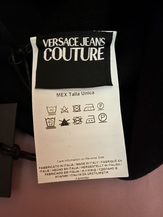 Wyprzedaż czapka męska Versace Jeans Couture.