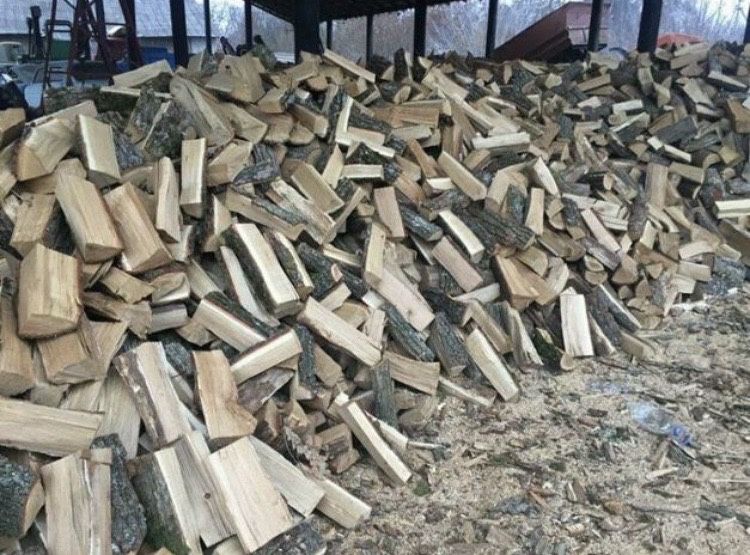 Дрова колоті дубові с доставкою по Харкову