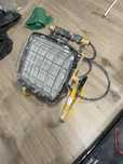 Lampa budowlana stojąca