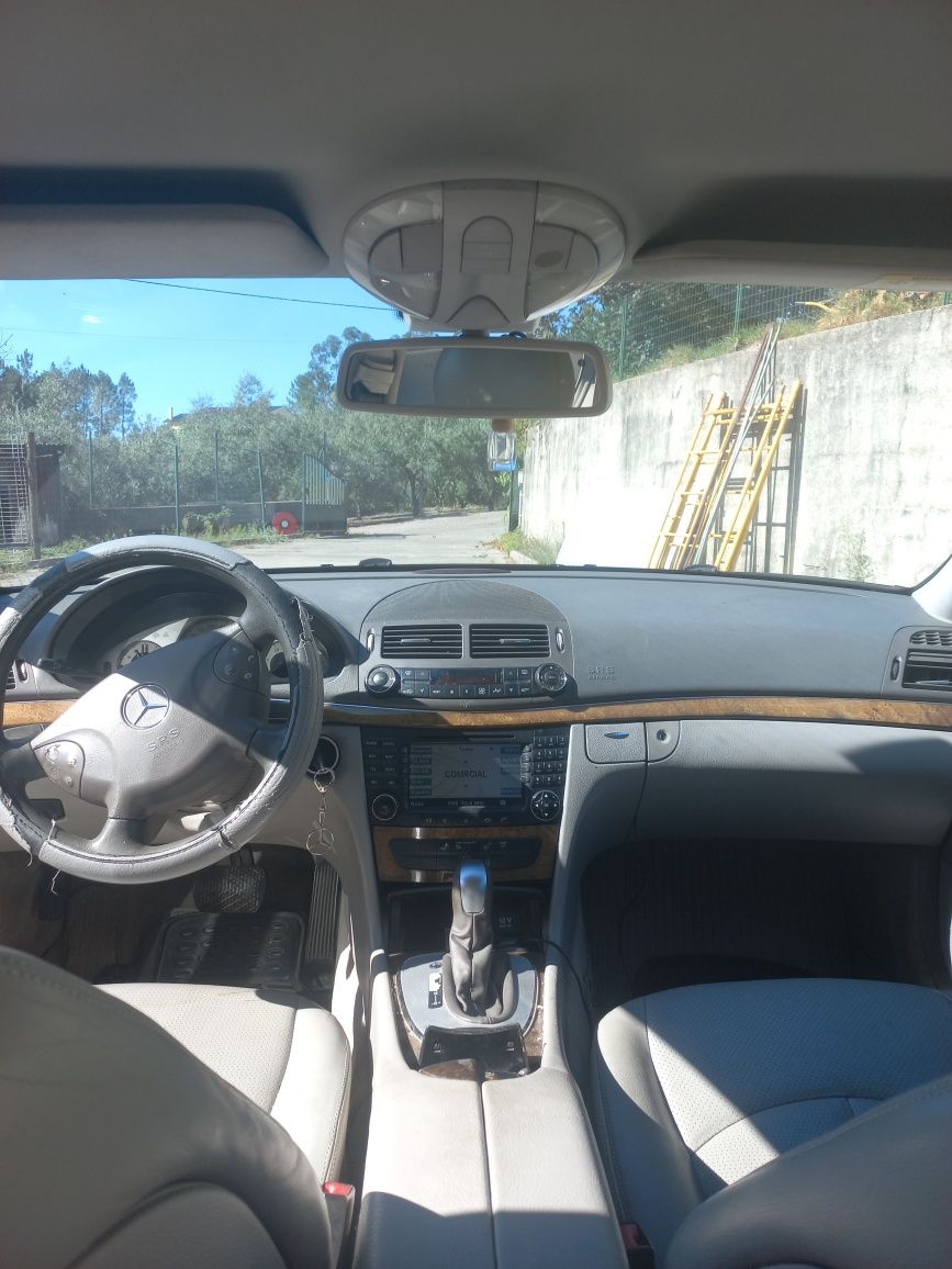 Mercedes Benz e270